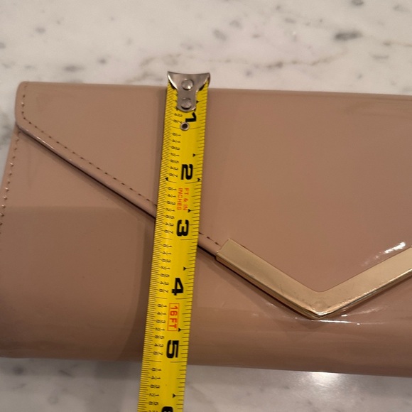 Aldo Glossy Beige Clutch with Gold Accent - Picture 2 of 5